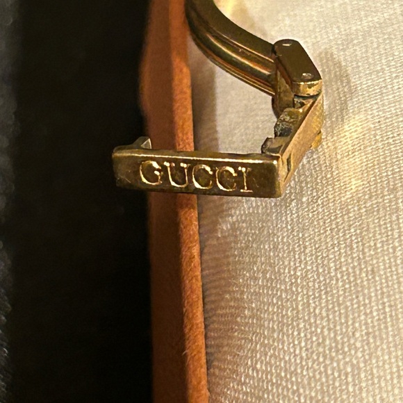 Gucci RARE Vintage Watch Excellent Condition… working has a new battery! - Picture 3 of 5